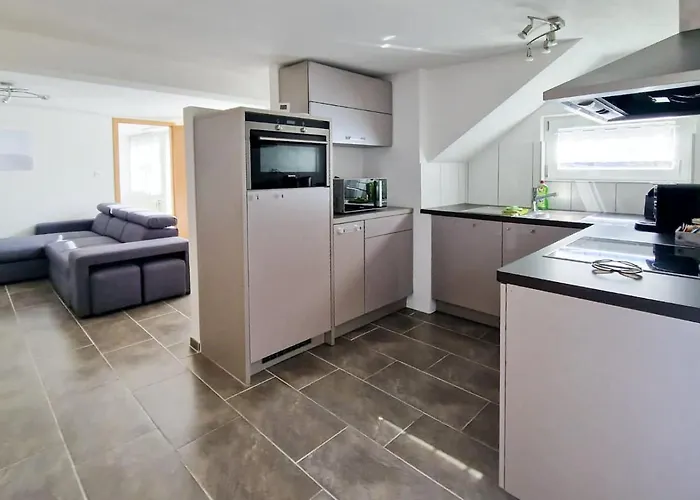 Bellevue Beautiful Waterfall View And Garden Appartement Lauterbrunnen